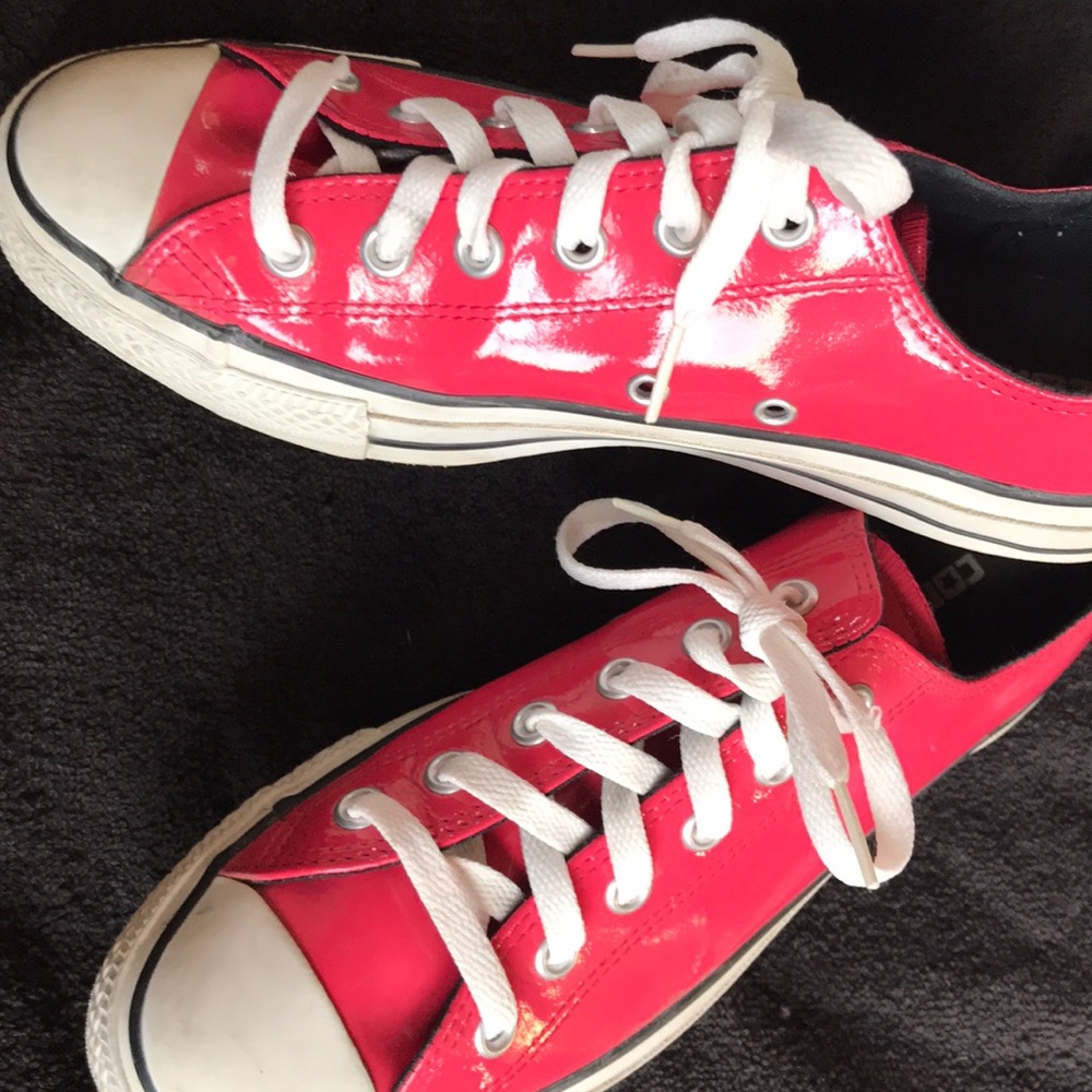 Pink patent leather converse women's size 9.